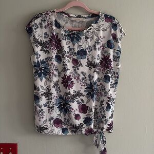 Loft capped sleeve floral blouse SP